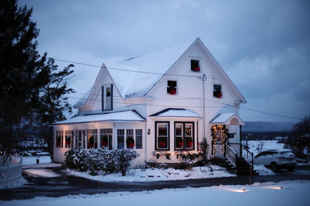 Carleton Inn & Cottages Bridgetown Exterior foto